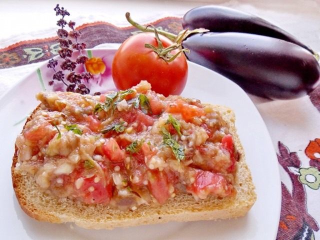 Икра из баклажанов Икра из баклажанов