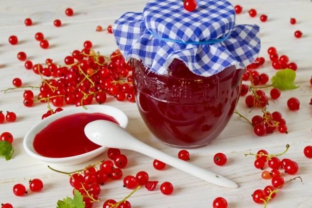 Желе из красной смородины Желе из красной смородины
