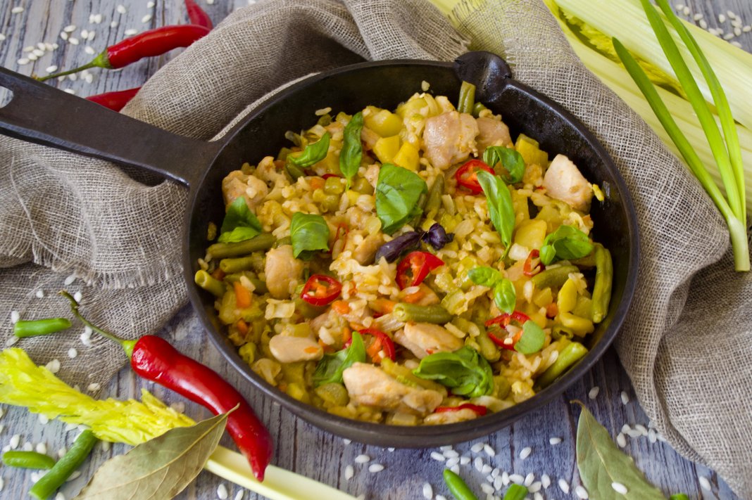 солянка рецепт с рисом и курицей. Solianka sbornaia s kuritcei i risom 01. солянка рецепт с рисом и курицей фото. солянка рецепт с рисом и курицей-Solianka sbornaia s kuritcei i risom 01. картинка солянка рецепт с рисом и курицей. картинка Solianka sbornaia s kuritcei i risom 01. Всем здравствуйте! Хочу предложить Вам рецепт очень вкусной солянки Готовить эту вкусняшку меня научила свекровь.