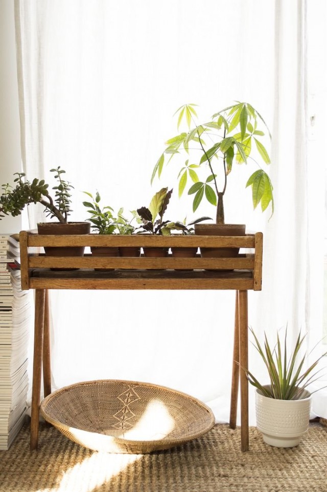 Plant Stand 05