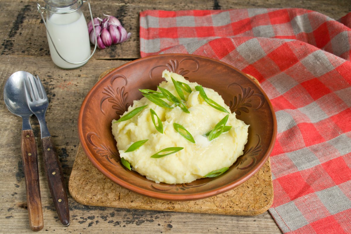 Картофельное пюре — рецепт с молоком и маслом. Пошаговый