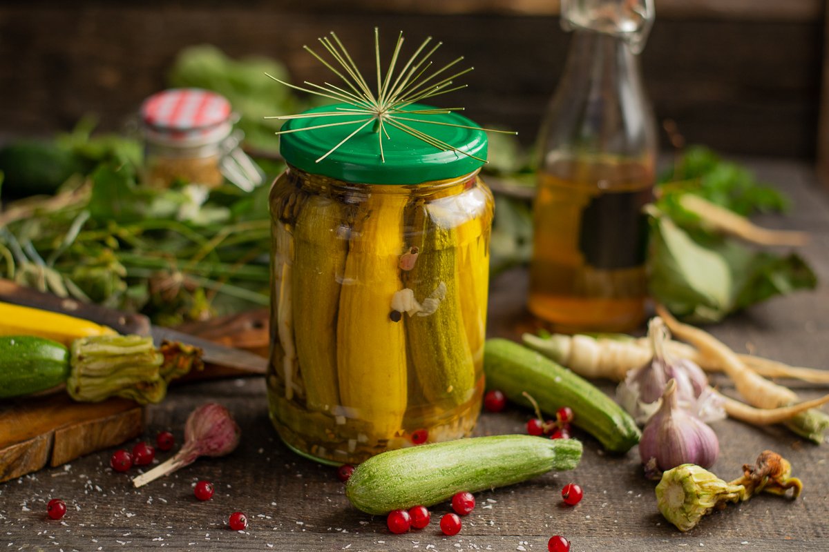 Рецепт маринованные кабачки с красной смородиной. tsukkini marinovannyie s krasnoy smorodinoy i chesnokom 01. Рецепт маринованные кабачки с красной смородиной фото. Рецепт маринованные кабачки с красной смородиной-tsukkini marinovannyie s krasnoy smorodinoy i chesnokom 01. картинка Рецепт маринованные кабачки с красной смородиной. картинка tsukkini marinovannyie s krasnoy smorodinoy i chesnokom 01. 2.08.2018 Елена Рецепты кулинарии Нет комментариев