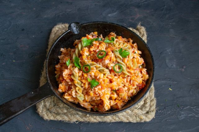 Кошери рецепт с фото. postnaya risovaya kasha po egipetski koshari 15. Кошери рецепт с фото фото. Кошери рецепт с фото-postnaya risovaya kasha po egipetski koshari 15. картинка Кошери рецепт с фото. картинка postnaya risovaya kasha po egipetski koshari 15. Для приготовления Кошари (кушари, кошери) возьмите продукты по списку.