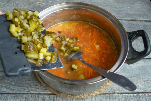 рассольник рецепт классический с булгуром. Смотреть фото рассольник рецепт классический с булгуром. Смотреть картинку рассольник рецепт классический с булгуром. Картинка про рассольник рецепт классический с булгуром. Фото рассольник рецепт классический с булгуром