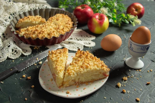 Plăcintă simplă de mere cu Streusel
