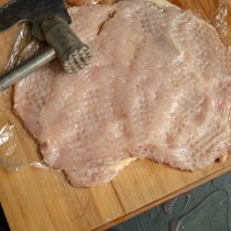 Отбиваем мясо Отбиваем мясо