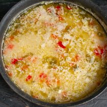суп с полбой и курицей. belyiy kartofelnyiy sup s kuritsey i polboy 14. суп с полбой и курицей фото. суп с полбой и курицей-belyiy kartofelnyiy sup s kuritsey i polboy 14. картинка суп с полбой и курицей. картинка belyiy kartofelnyiy sup s kuritsey i polboy 14. Сегодня мы приготовим рассольник, но не обычный, с перловкой, а с древней пшеницей полбой. «Жевательная» текстура полбы отлично подходит для супов, рассольник с полбой – не исключение. Мы предлагаем Вам три рецепта рассольника с полбой и солеными огурцами.