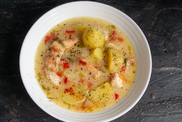 суп с полбой и курицей. belyiy kartofelnyiy sup s kuritsey i polboy 15. суп с полбой и курицей фото. суп с полбой и курицей-belyiy kartofelnyiy sup s kuritsey i polboy 15. картинка суп с полбой и курицей. картинка belyiy kartofelnyiy sup s kuritsey i polboy 15. Сегодня мы приготовим рассольник, но не обычный, с перловкой, а с древней пшеницей полбой. «Жевательная» текстура полбы отлично подходит для супов, рассольник с полбой – не исключение. Мы предлагаем Вам три рецепта рассольника с полбой и солеными огурцами.